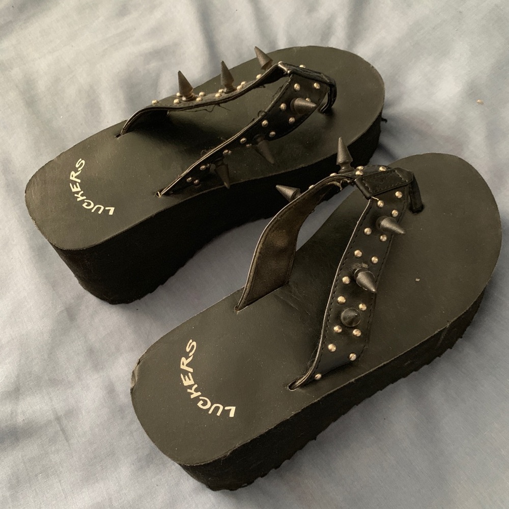 Platform sandals spikes